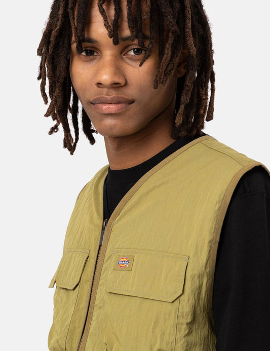 Pacific Vest - Green Moss
